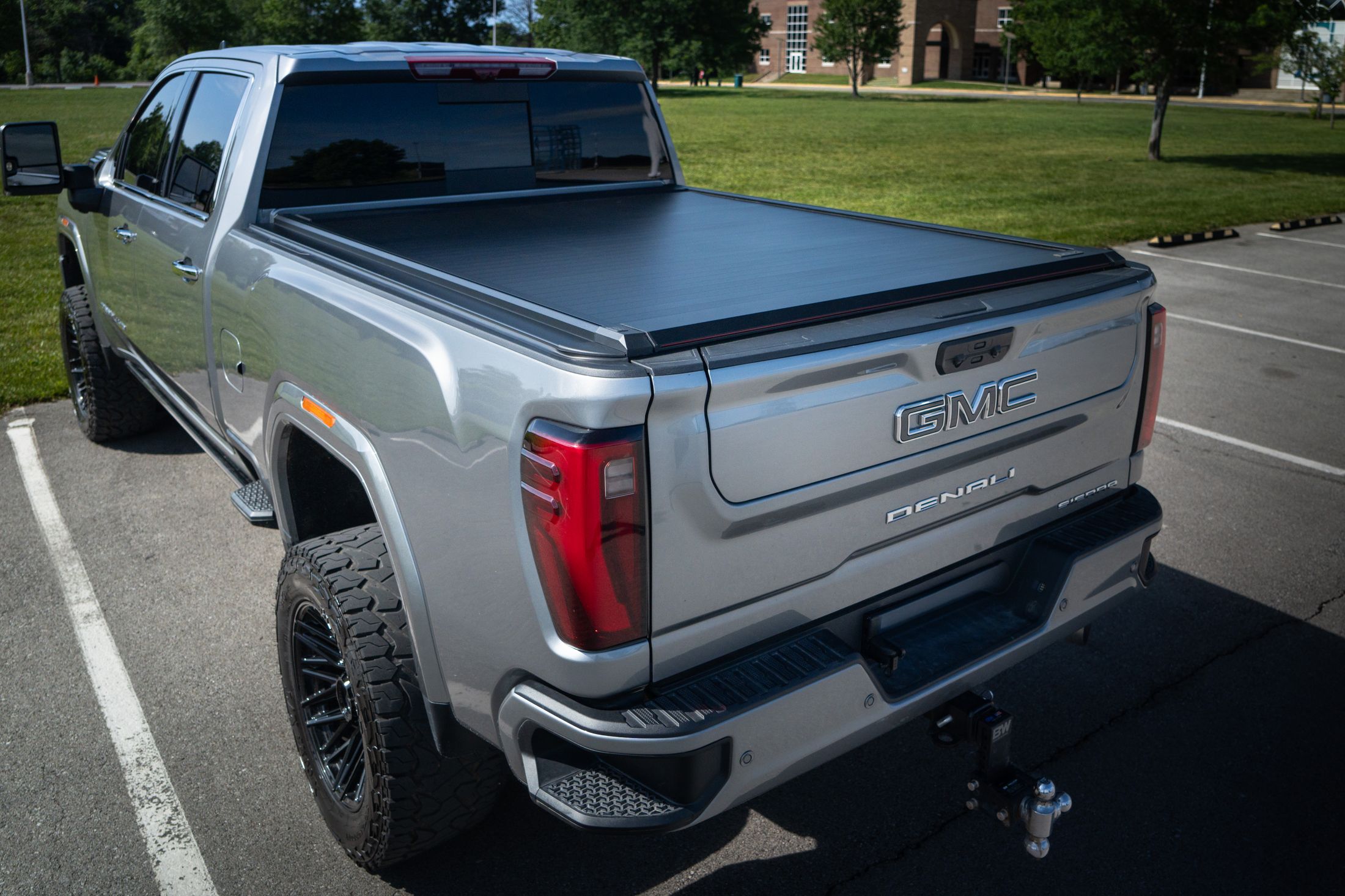 GMC Sierra Denali side profile with SILVEX cover installed